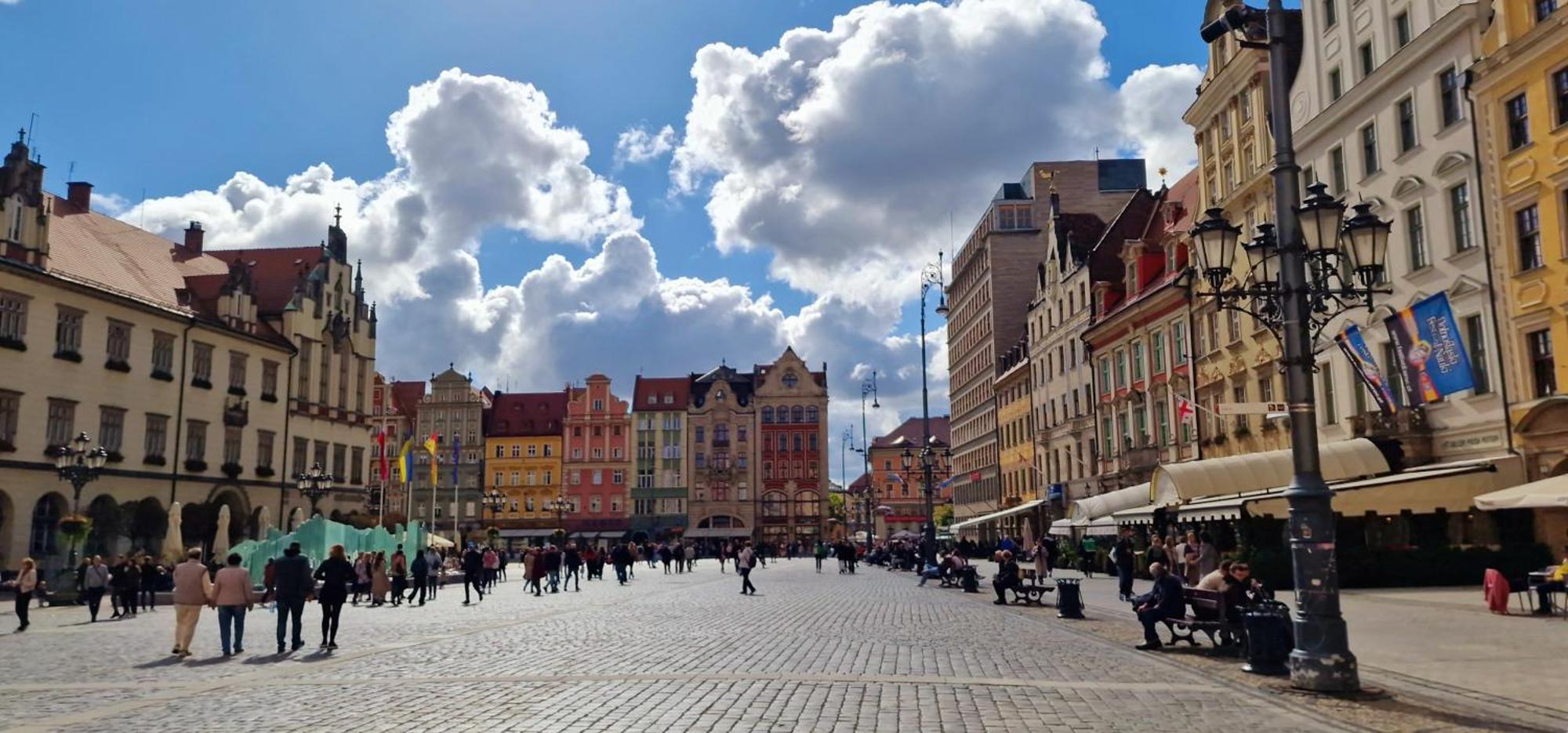 100 Steps From Rynek Apartment Вроцлав Екстериор снимка
